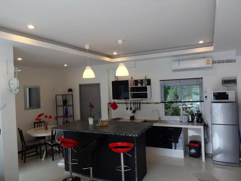equipped kitchen and dining room villa PARIS in Chaweng koh samui Thailand